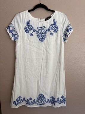 Lulus Embroidered white summer dress